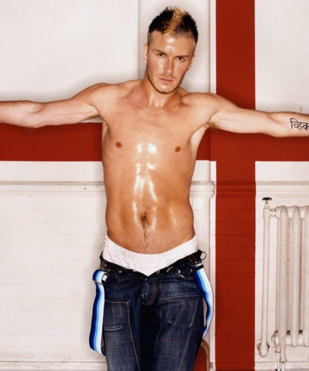 David Beckham modelo sin playera fotos gq 2002
