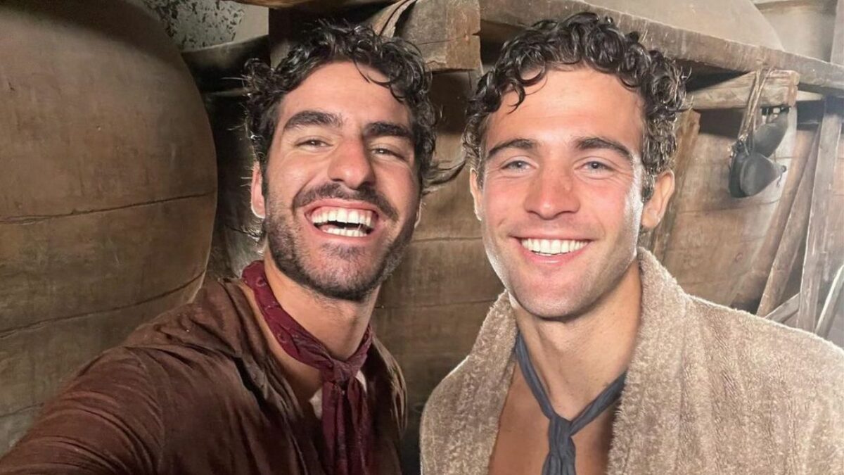 José Condessa y Jason Fernández en Extraña forma de vida