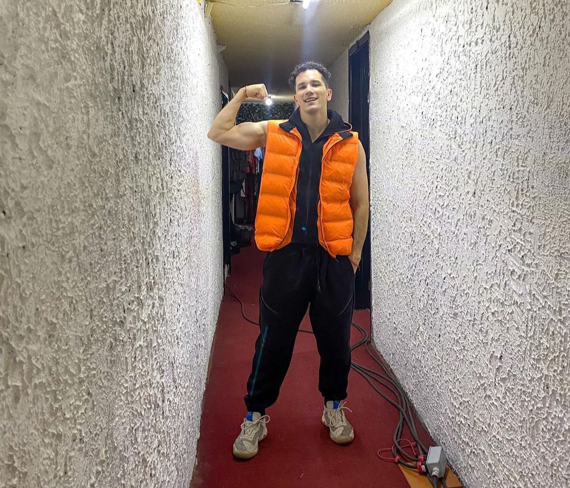 Ariel Armas bailarín modelo fotos