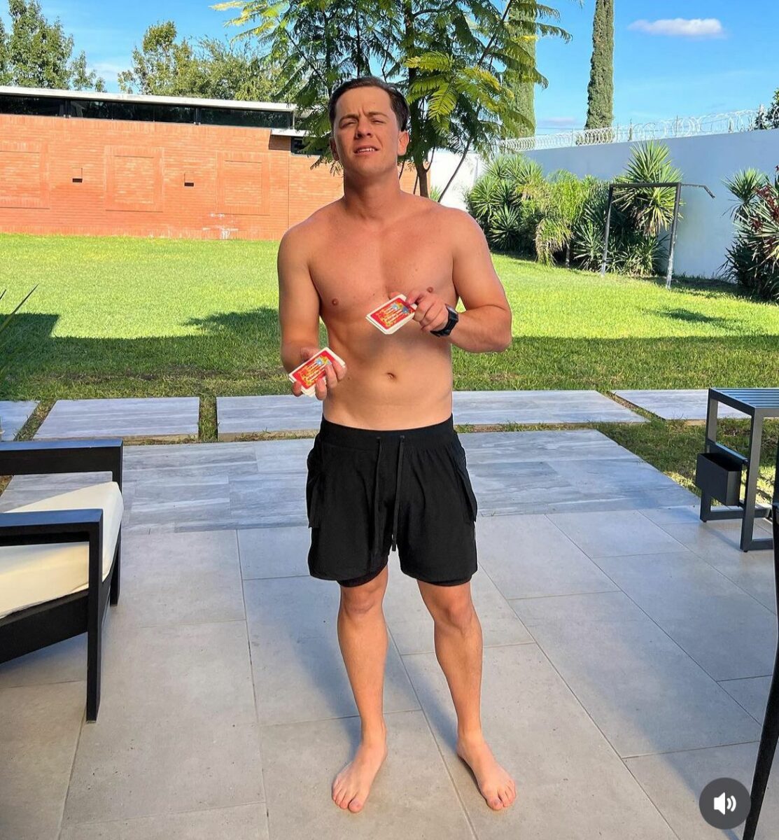 Guaynaa en traje de baño