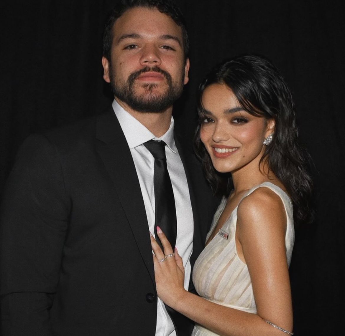 Josh andres rivera con rachel zegler