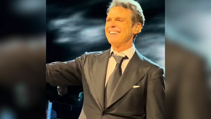 Luis miguel bulto paquete pack