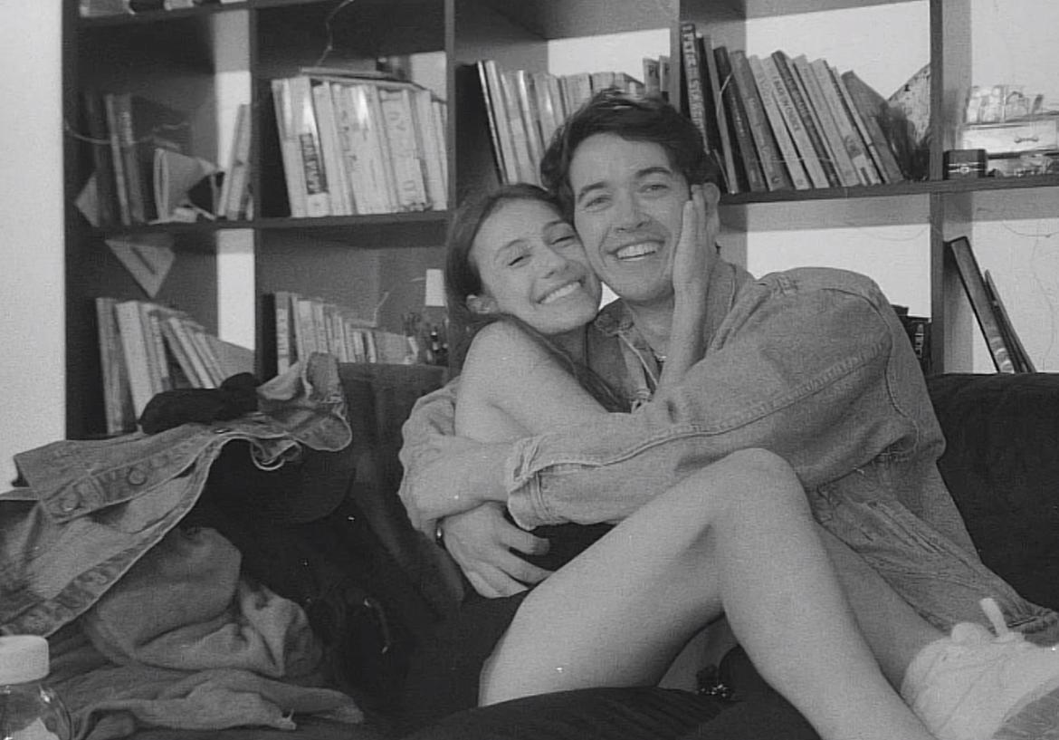 Tom Blyth pareja novia del actor 