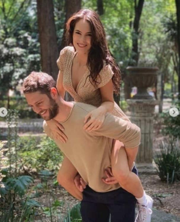 Christopher Uckermann actor cantante pareja sexualidad rebelde rbd biografía novia muriel hernández