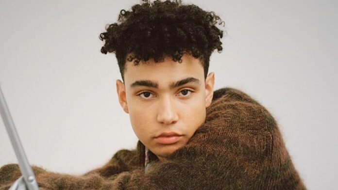 archie-madekwe-actor-farleigh-saltburn-biografia-sexualidad-pareja-fotos Archie Madekwe actor saltburn farleigh sexualidad pareja gay biografía fotos