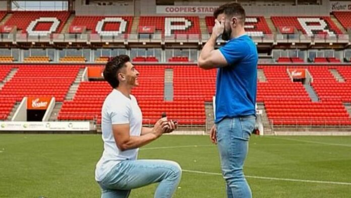 Josh Cavallo Leighton Morrell propuesta de matrimonio gay