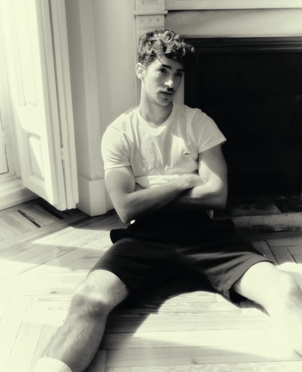 actor de élite y respira ropa lacoste 2024