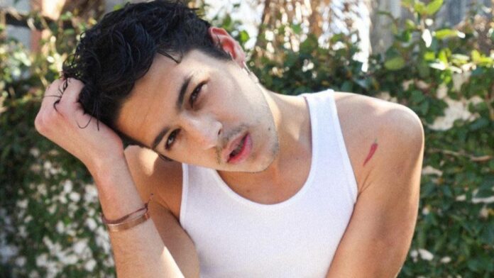 Simón Hempe la sociedad de la nieve sexualidad pareja biografía