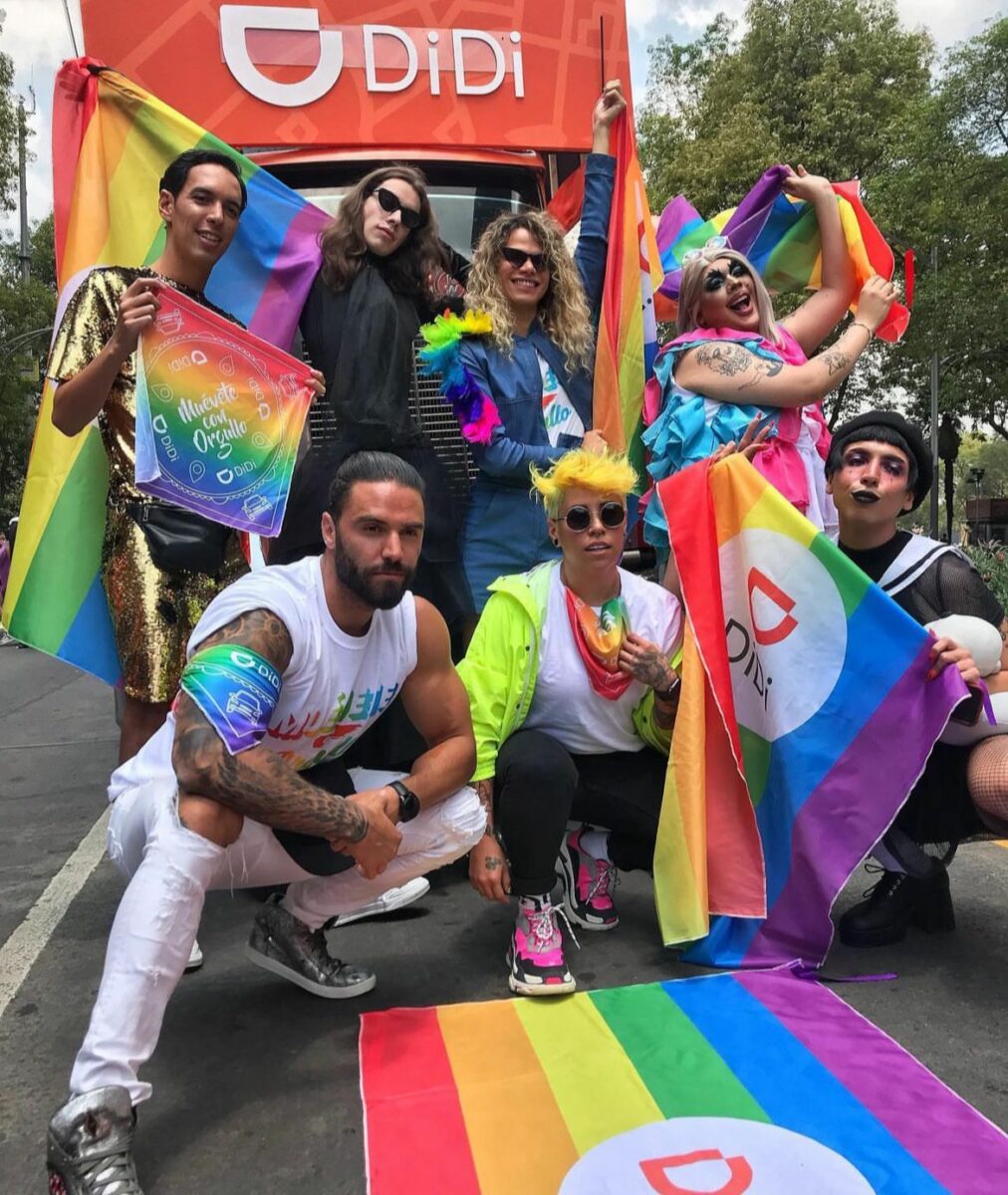 Fernando Lozada la casa de los famosos sexualidad pareja lgbt marcha orgullo