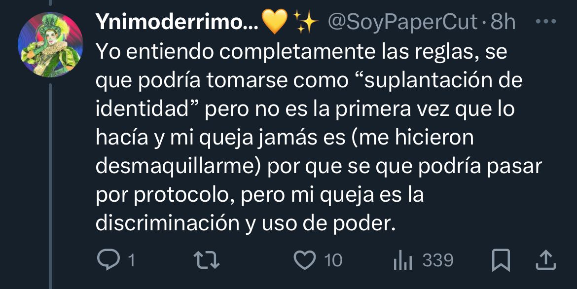 Paper Cut aeropuerto la marina