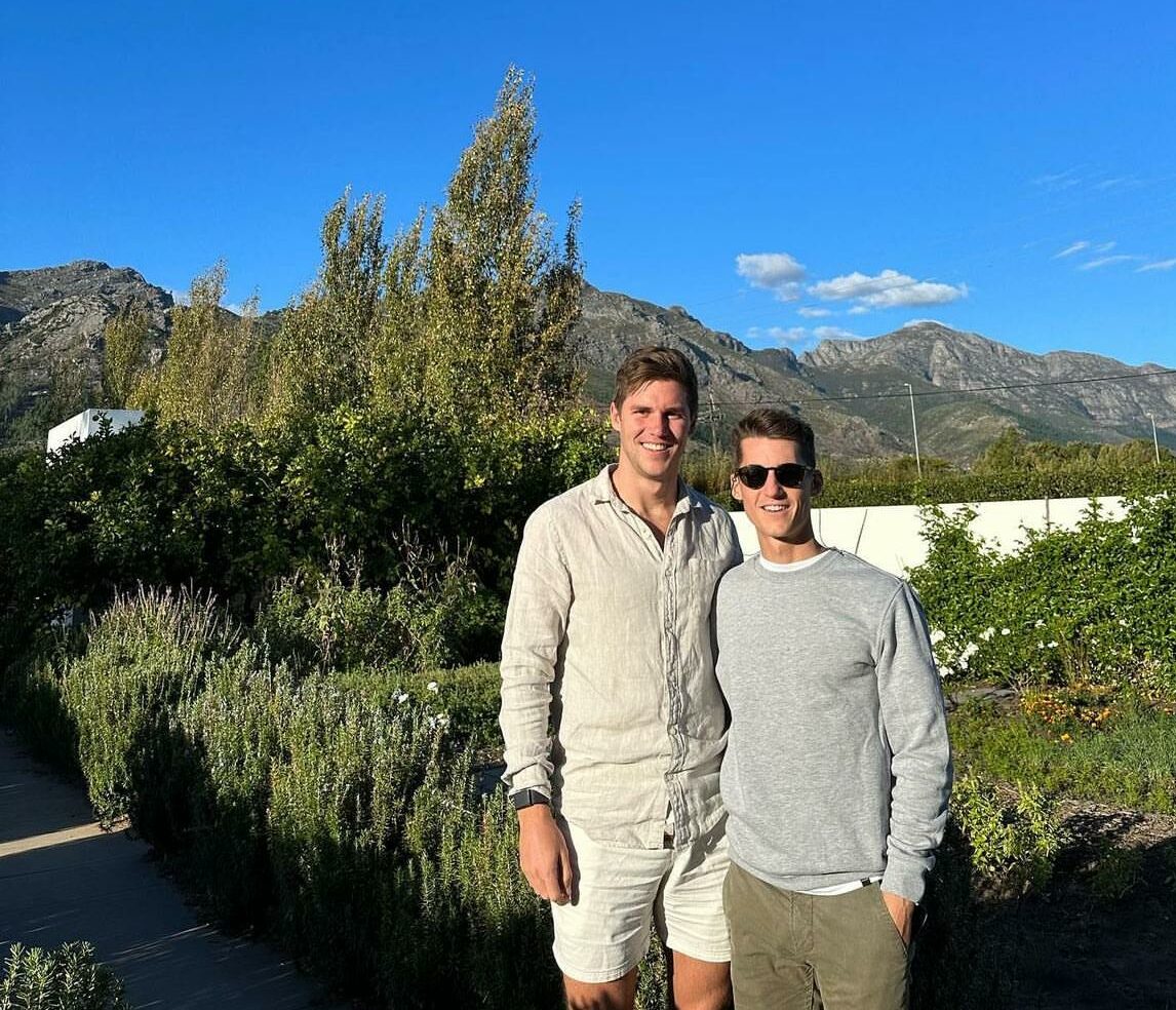 Sean Gunn Kelvin Southwood