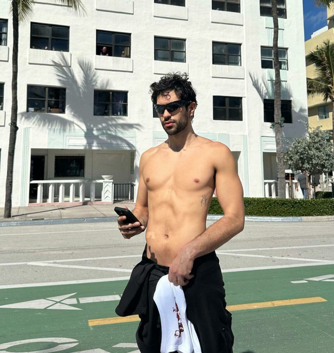 Mahmood cantante italiano sexualidad pareja biografía videos fotos