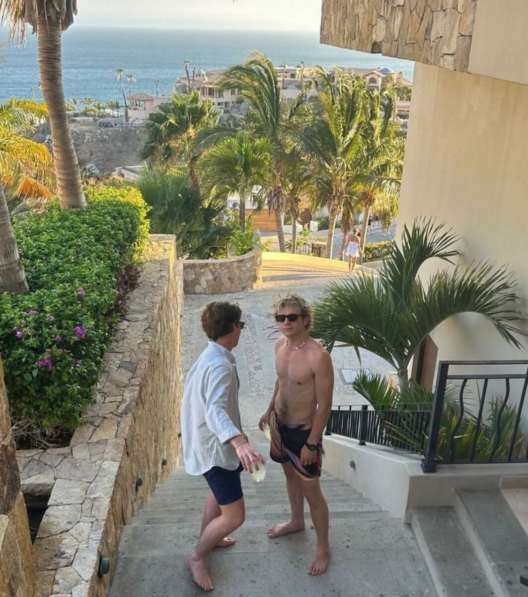 Ryland hermano del cantante 