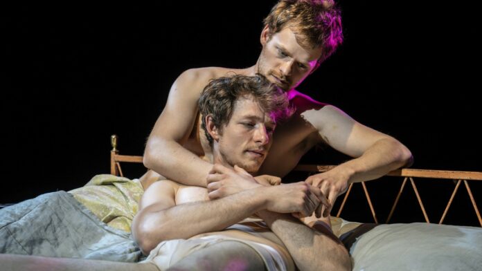 Mike Faist y lucas Hedges actores brokeback mountain gay challengers lgbt