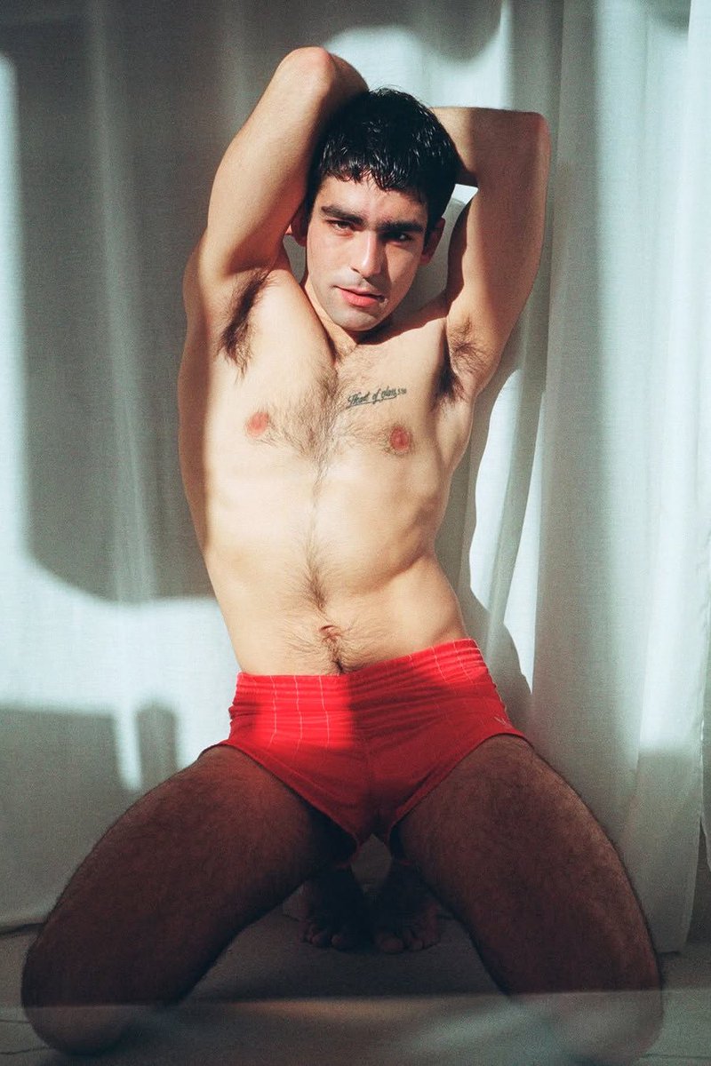 Omar Ayuso fotos en ropa interior