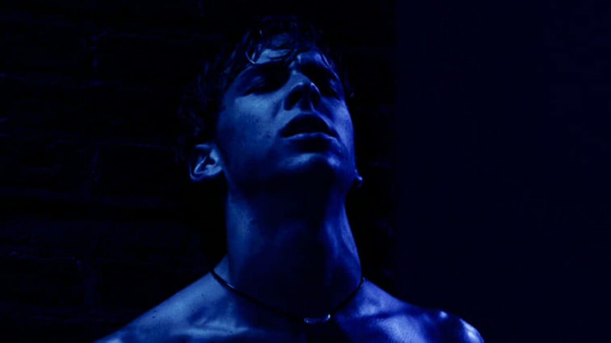 Mario Casas en Mentiras y gordas