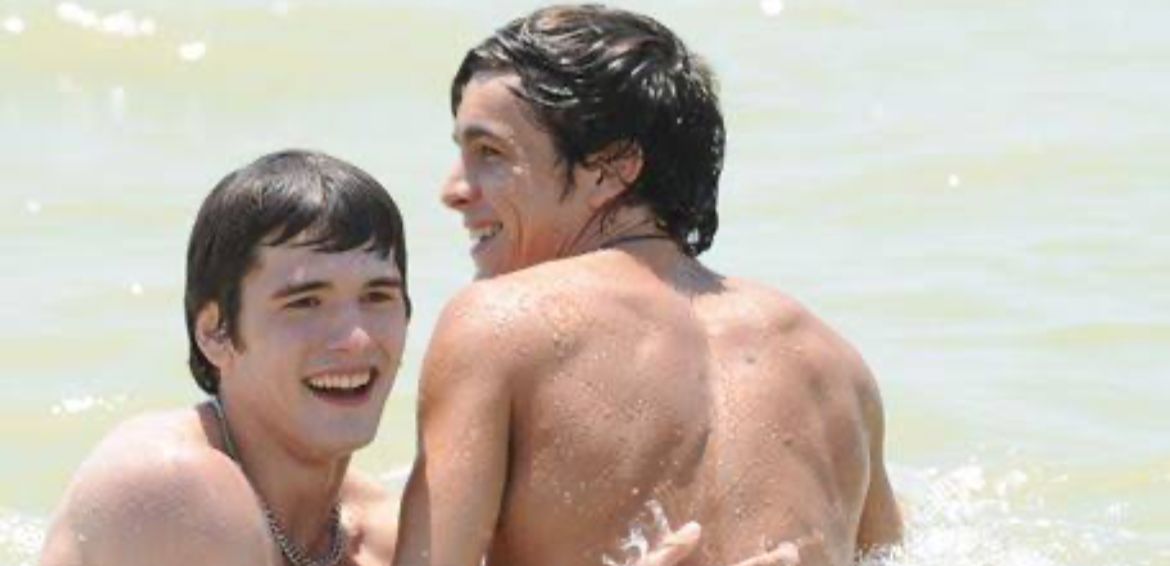 Yon González y Mario Casas en mentiras y gordas