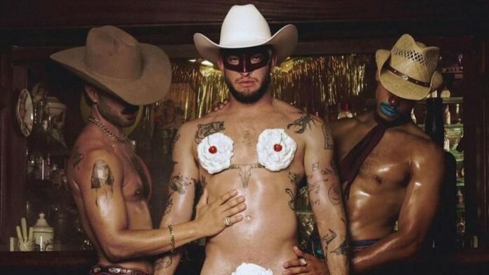 Orville Peck cantante gay biografía sexualidad pareja fotos videos