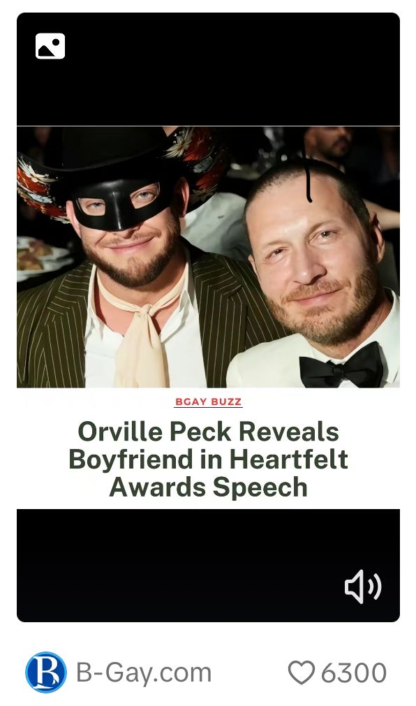 Orville Peck y William Mikelson pareja novio