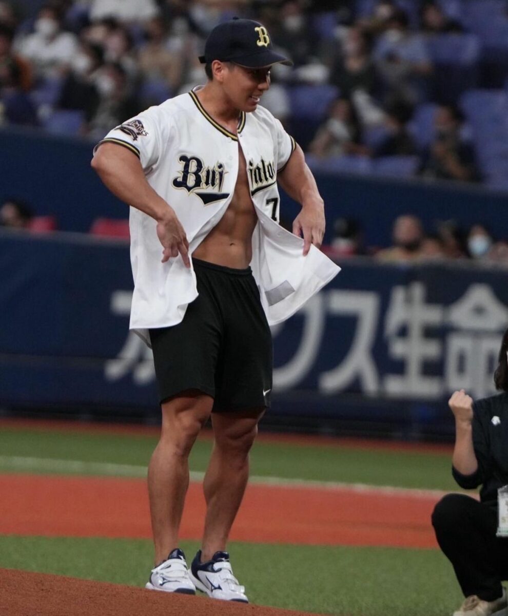 Yokokawa Naotaka fisicoculturista