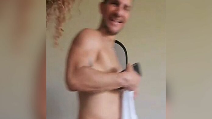 Alex de Magneto hugo de la barreda video fotos sin ropa