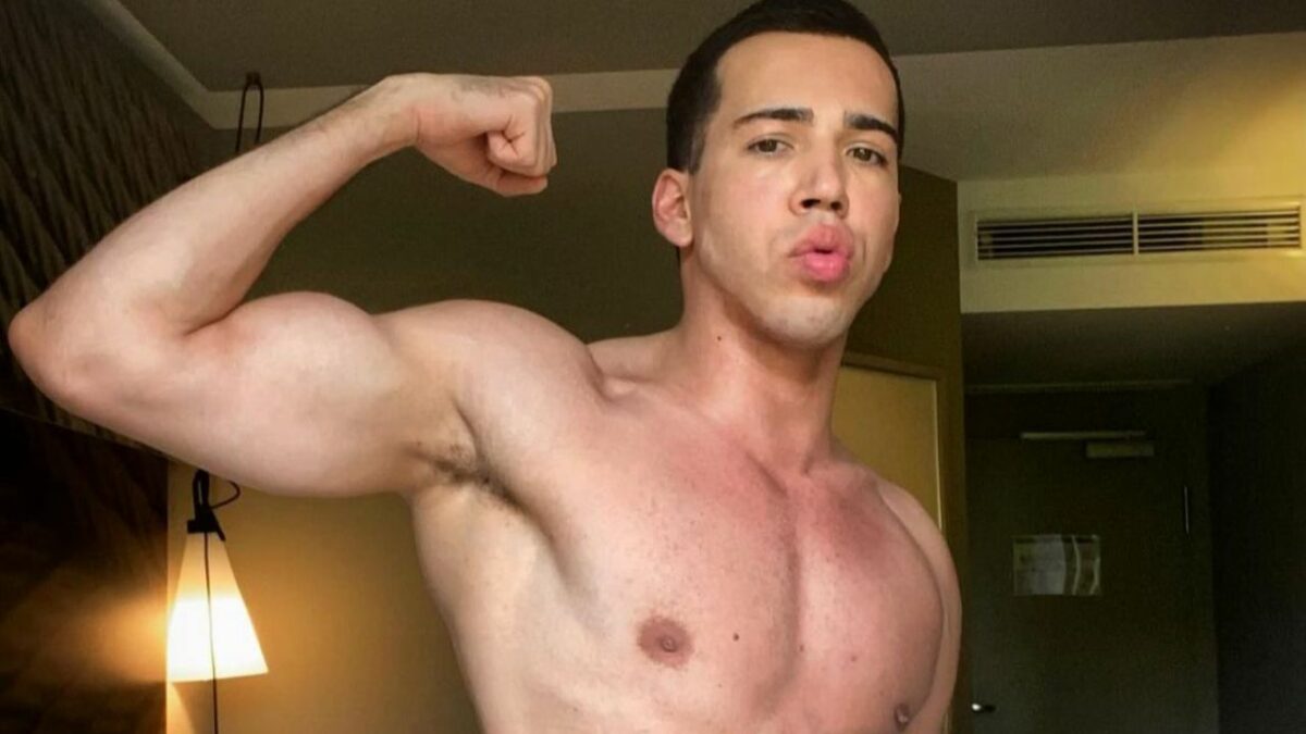 Tessa Testicle fotos fuera de drag 