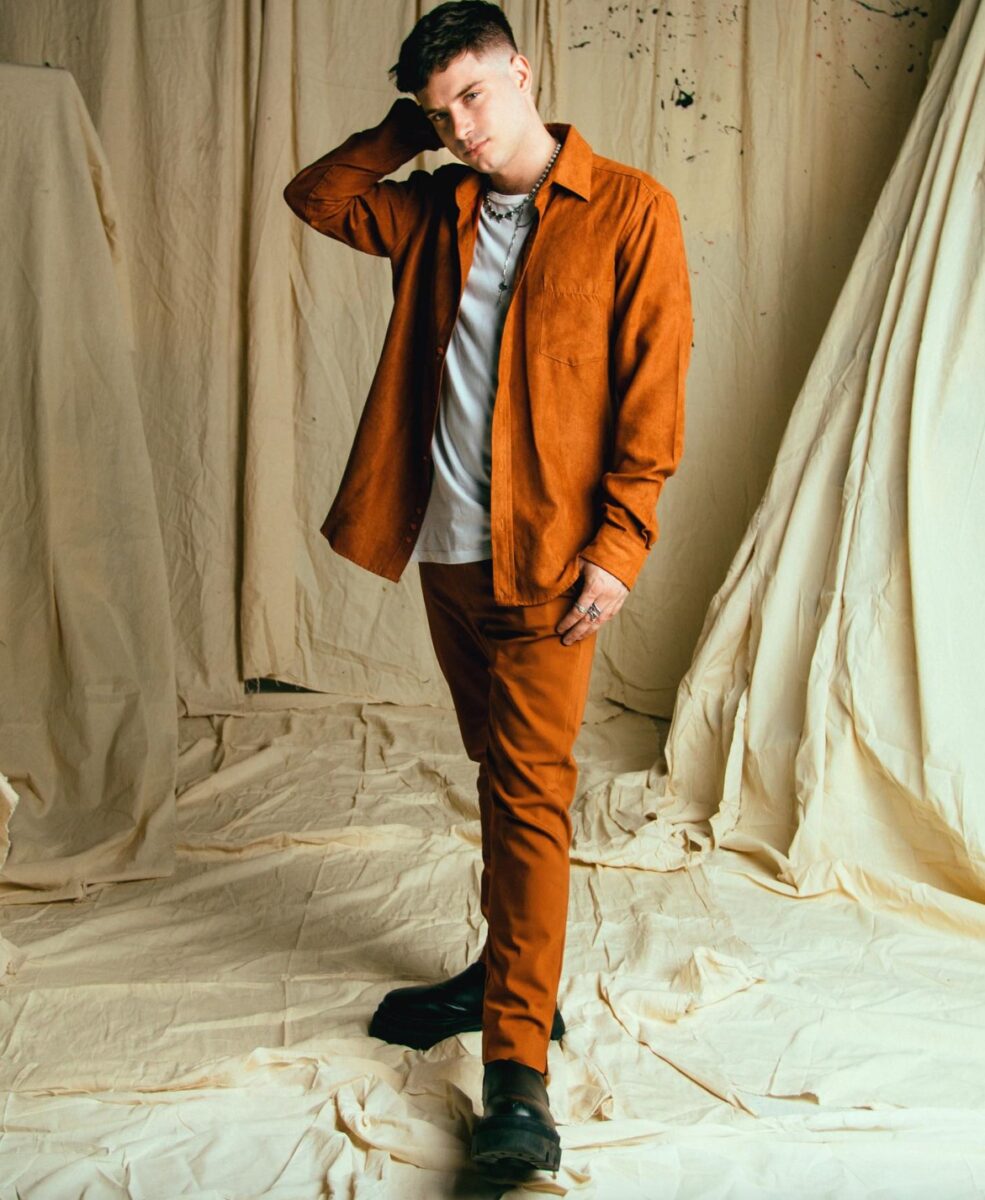 Nicolás haza actor biografía