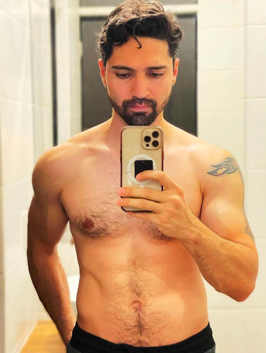 Alexis Montoya de la academia sin playera 2024