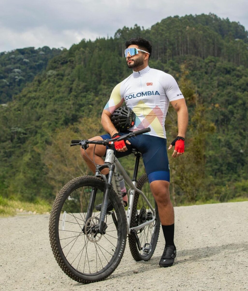 Andrés Milán ciclismo colombia actor modelo gay