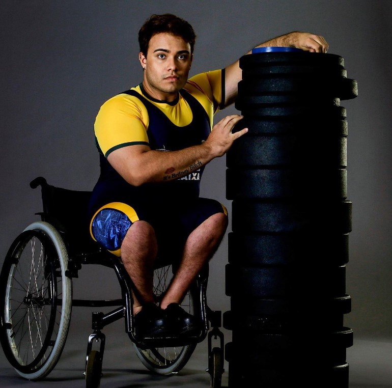 atleta pesas brasil quien es Mateus Assis