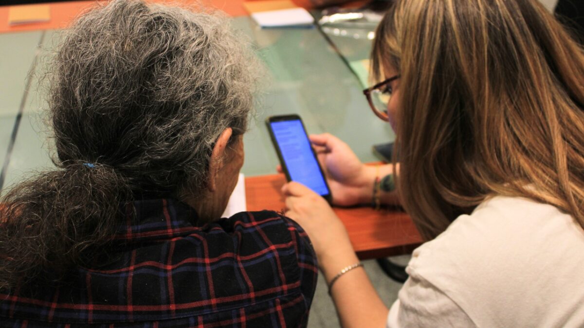 Pintando Arcoíris que es refugio LGBT+ adultos mayores