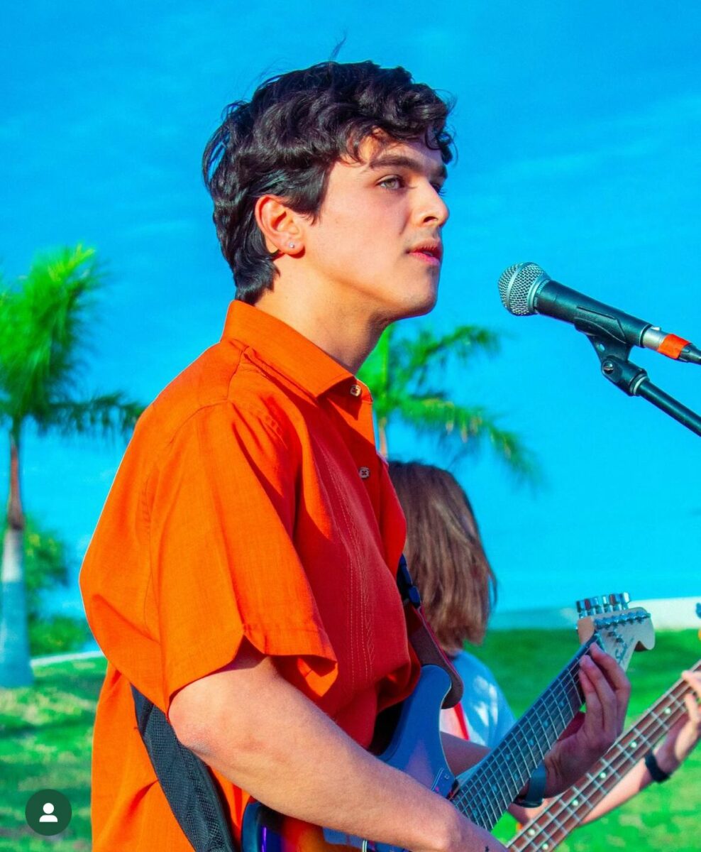 Julio Ávila biografía cantante la academia sexualidad pareja