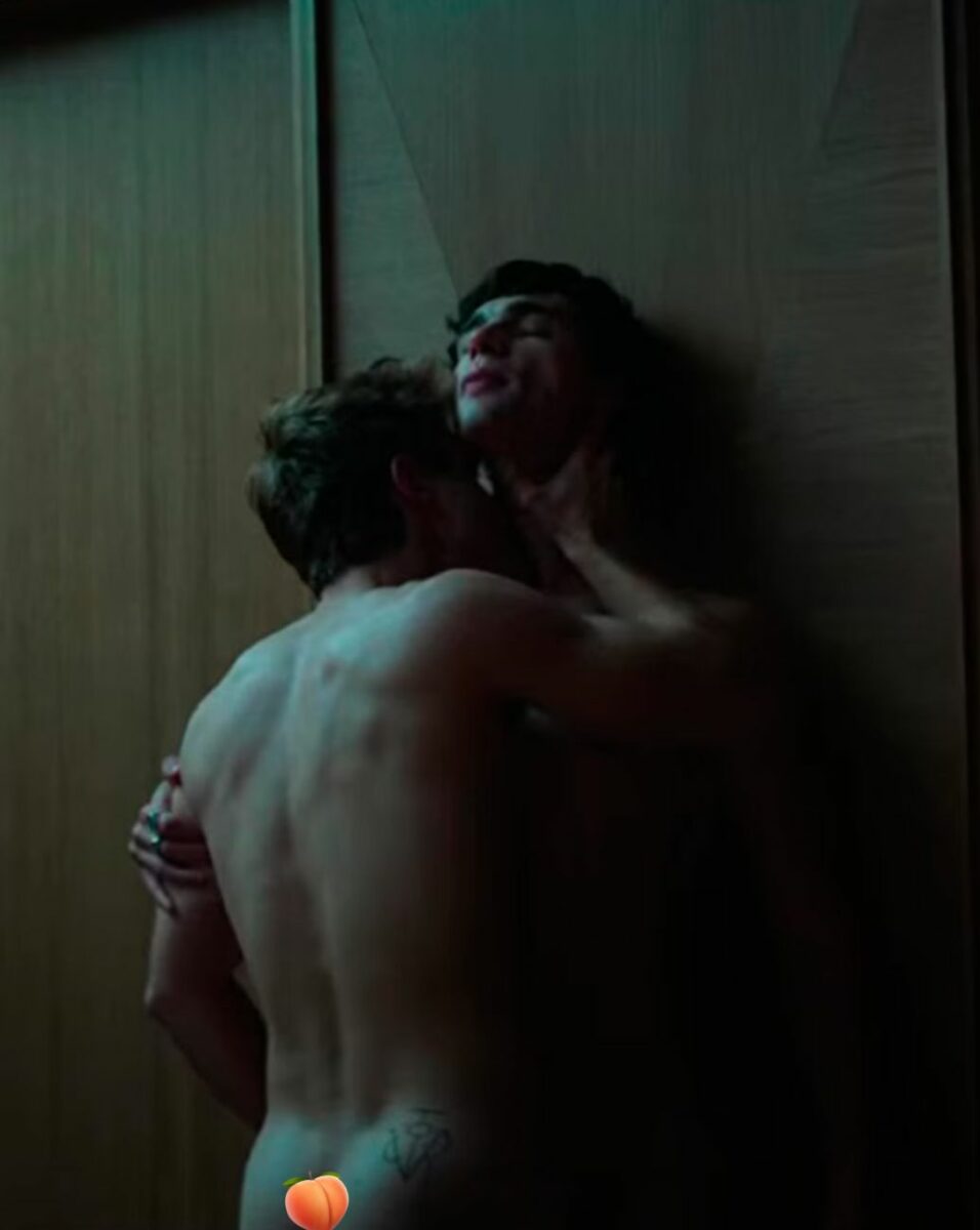 actores de élite 8 besándose