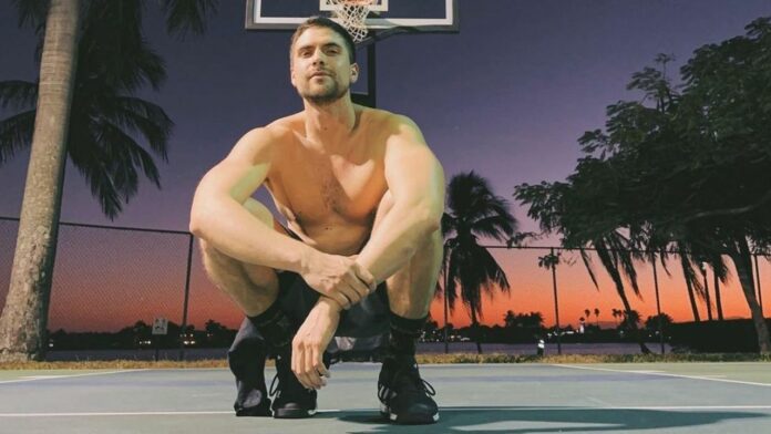 Johann Vera cantante biografía sexualidad pareja gay lgbt ricky martin fotos videos