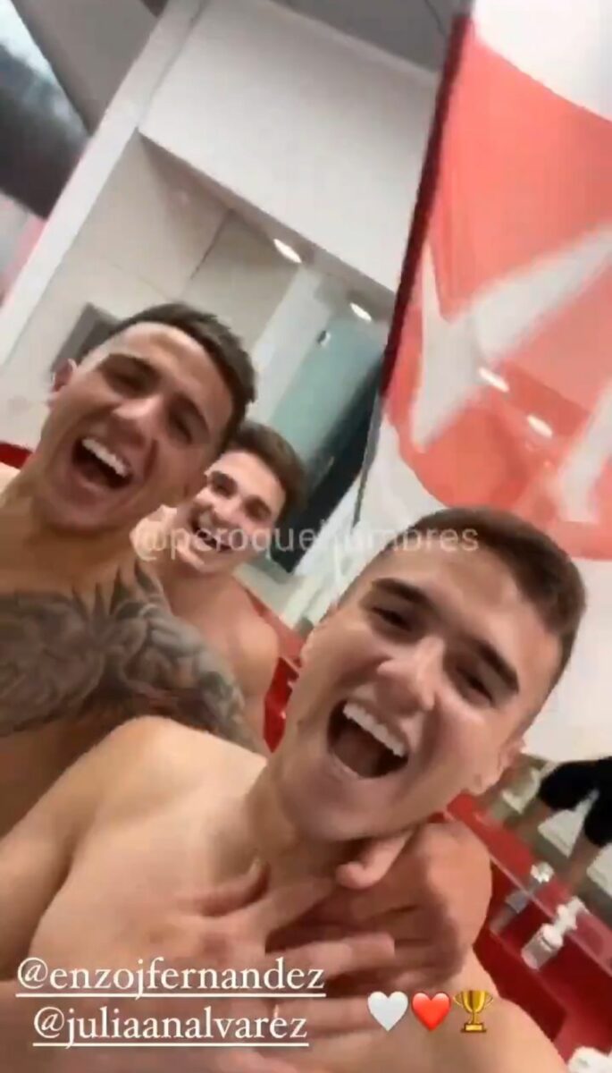 futbolistas argentinos fotos videos en vestidor