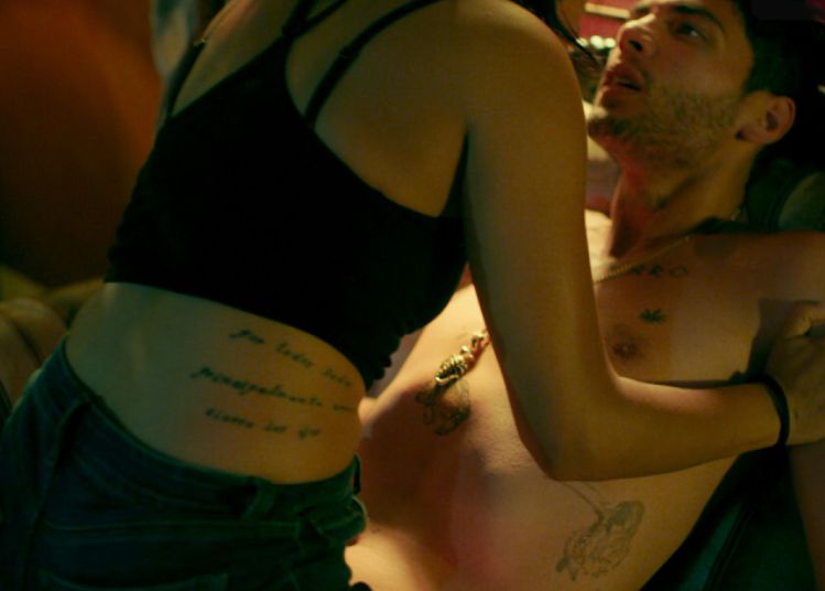  Coty Camacho en desenfrenadas 