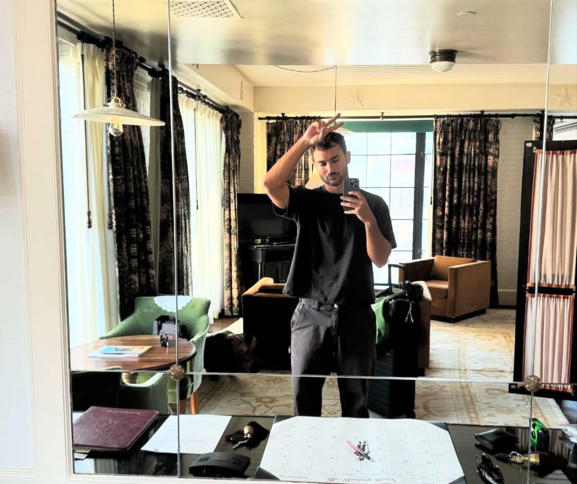 Payton Koch selfie en espejo