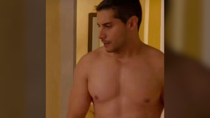 Álex Perea fotos videos actor biografía pareja sexualidad las hijas de la señora garcía sin playera