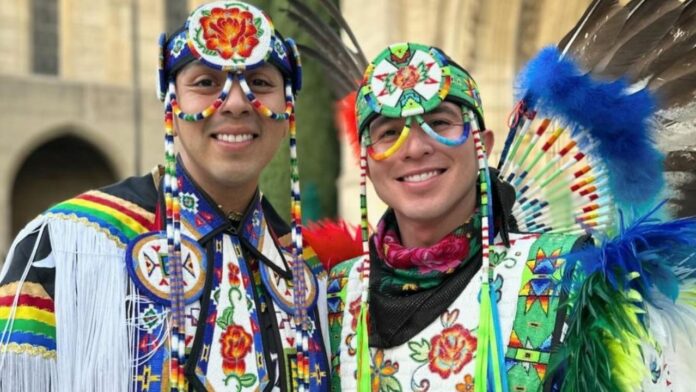 Sean Snyder y Adrian Stevens qué significa ser dos espíritus two spirit