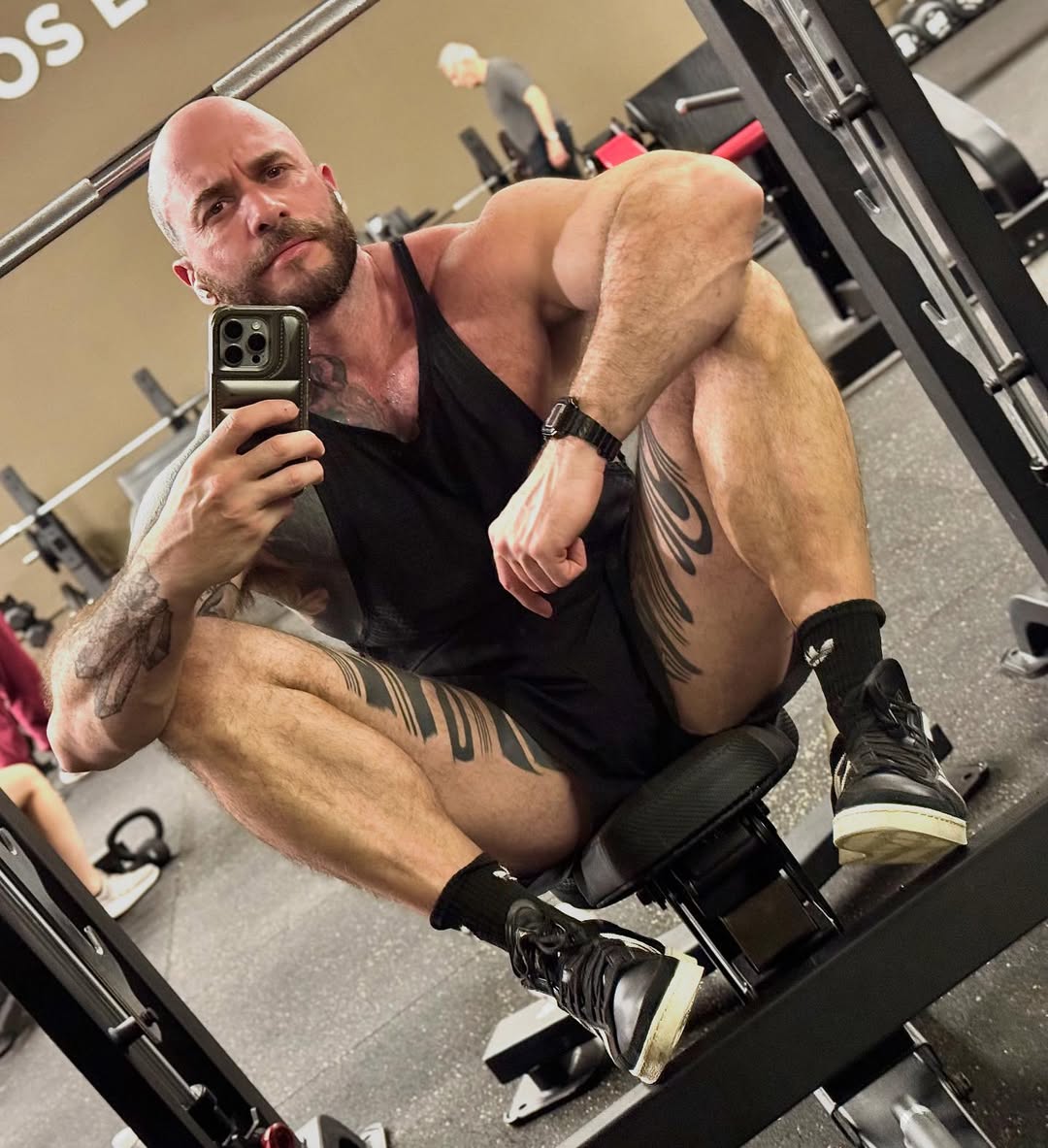 Papacito XXX actores de cine porno argentinos gay argentina 