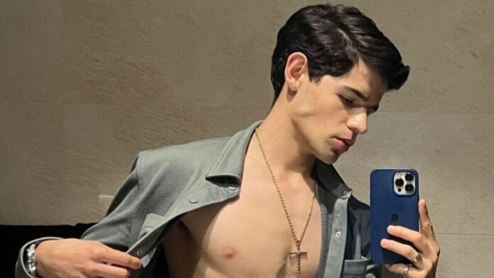 Emmanuel Valencia 777 tiktok tiktoker biografía sexualidad pareja estatura cuánto mide video videos pack novia