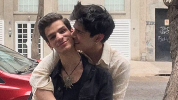 Nelson Carreras Aldo Santacruz la academia participante 2022 es gay todo el mundo habla de jamie biografía sexualidad pareja gay novio