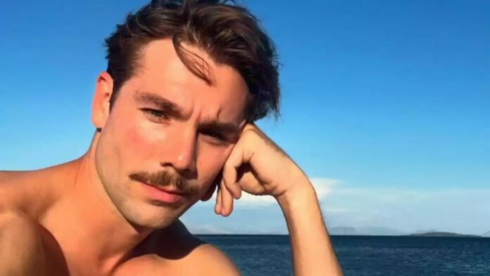 carlos cuevas pol rubio merlí sapere aude bisexual gay pareja