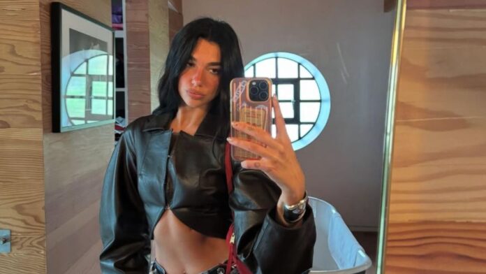 Dua lipa cantante es una mujer trans cisgénero transexual dualipa es hombre