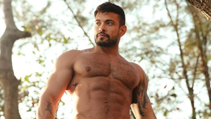 Alejo Ospina actor modelo onlyfans colombiano biografía gay