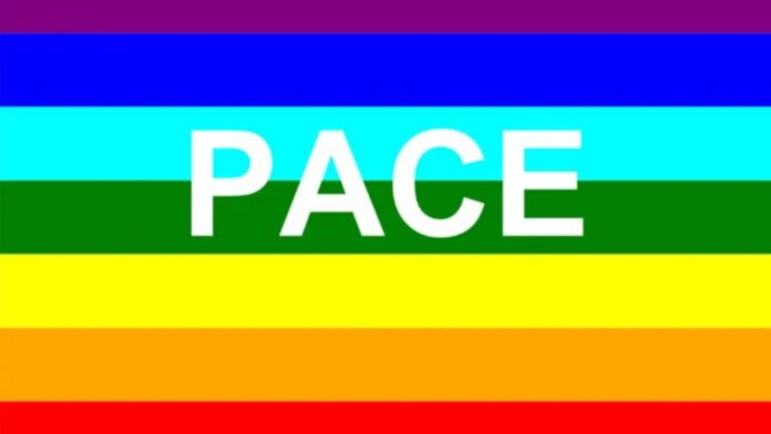 Bandera de la paz y bandera lgbt+ arcoíris diferencias y similitudes