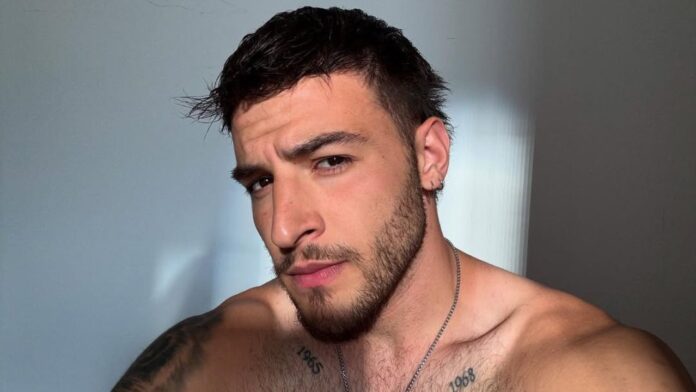 lucas-curotto-operacion-triunfo-ot-calzones-ropa-interior-cantante-bulto