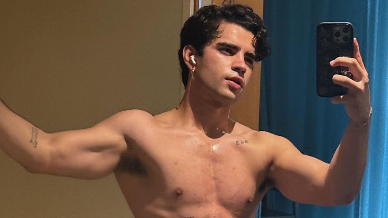 Video porno del stripper juan carlos lopez desnudo