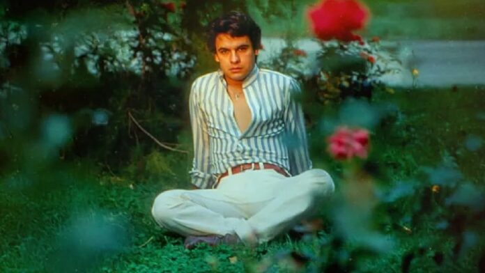 Juan Gabriel quiero debo puedo series netflix gay 2025 disponibles