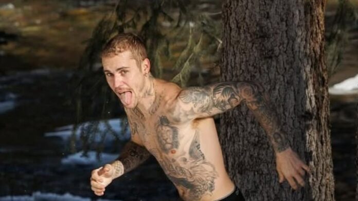 justin bieber fotos evolución portada ropa interior 2025